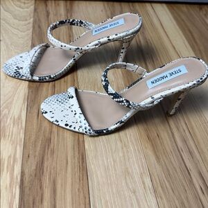 Steve Madden Black and White Snakeskin Heels